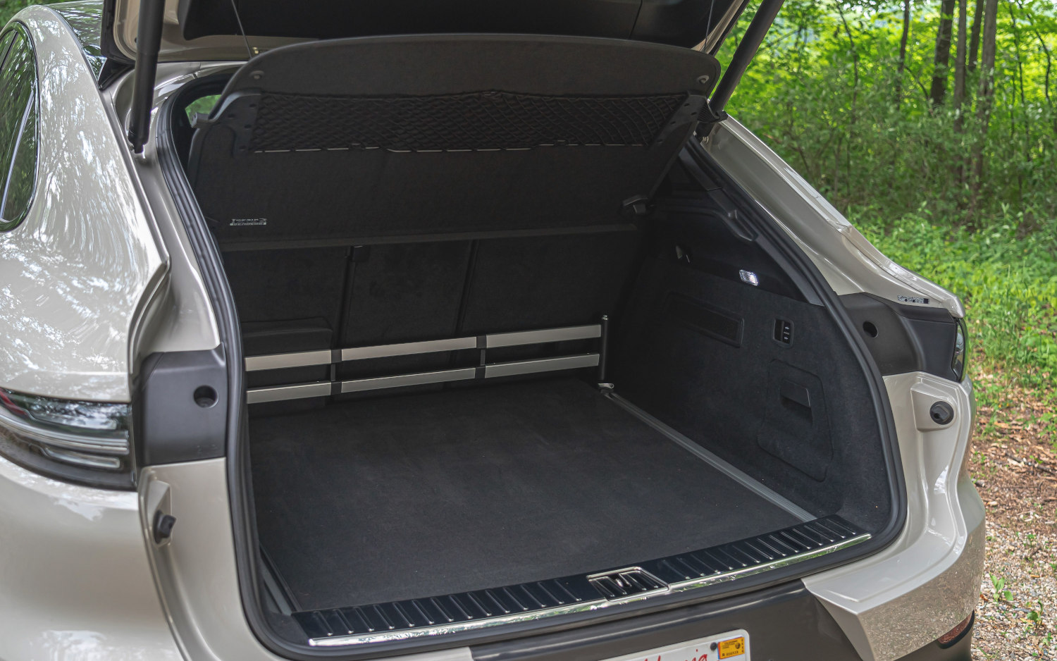 Porsche Cayenne GTS Coupe 2021 SUV Drive